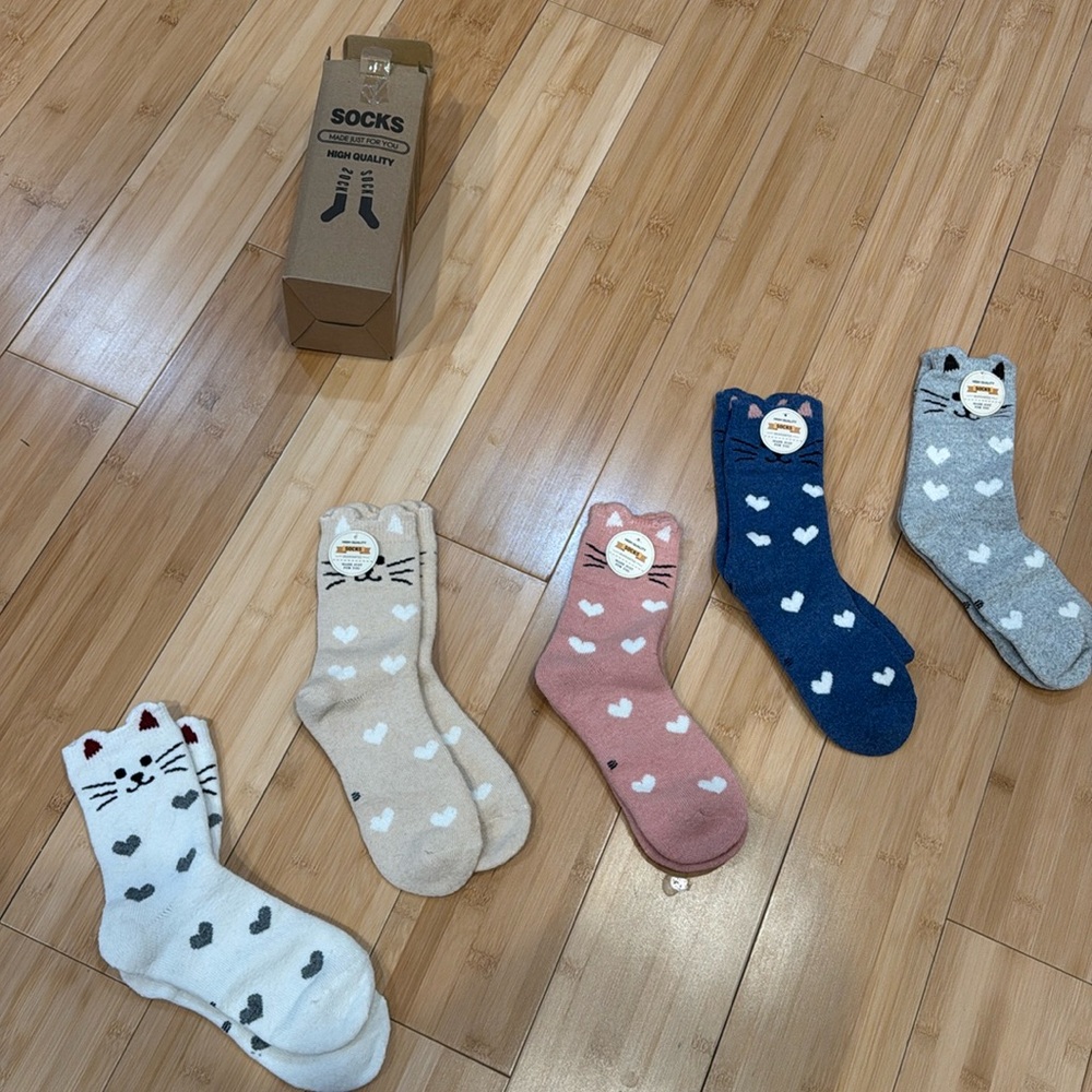 Cat wool socks 5 pair - women’s medium